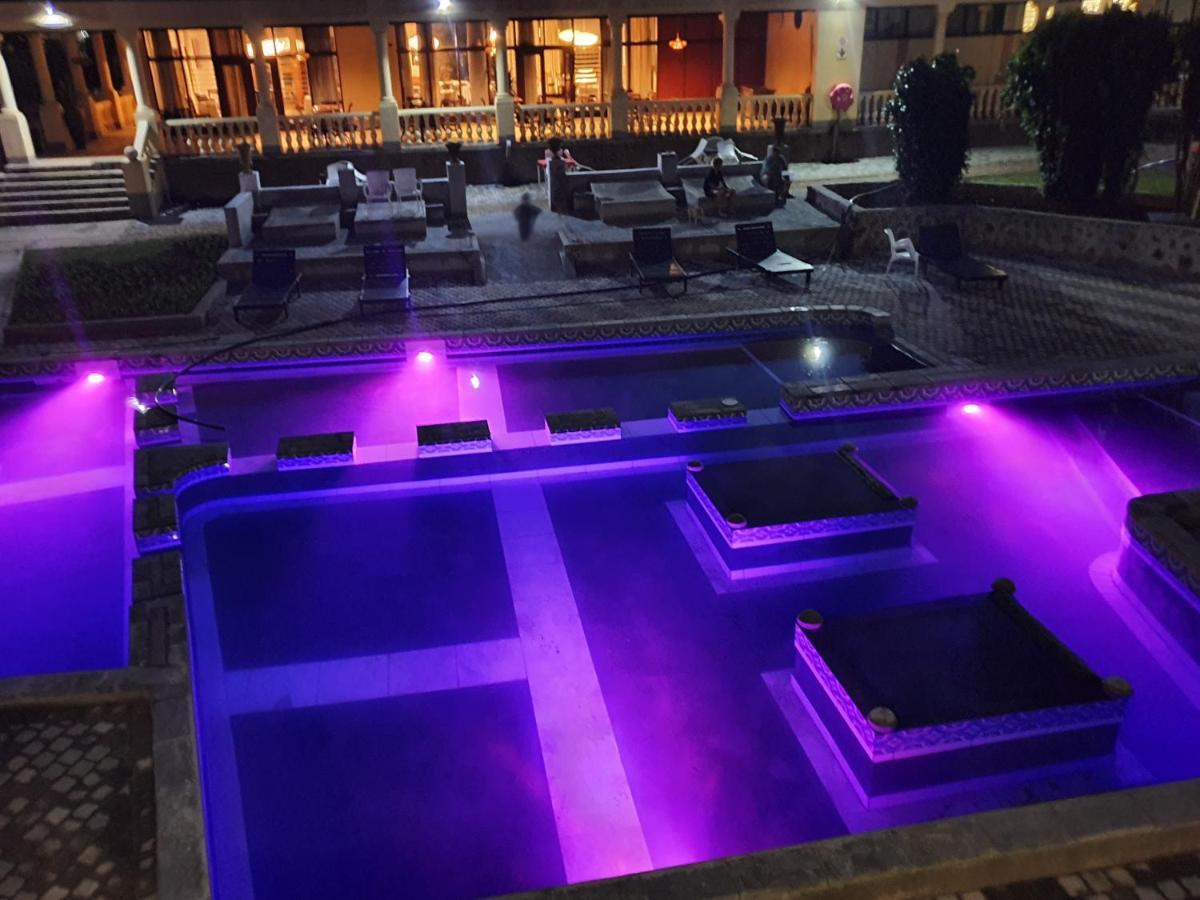 Floreat Riverside Lodge And Spa Sabie Buitenkant foto