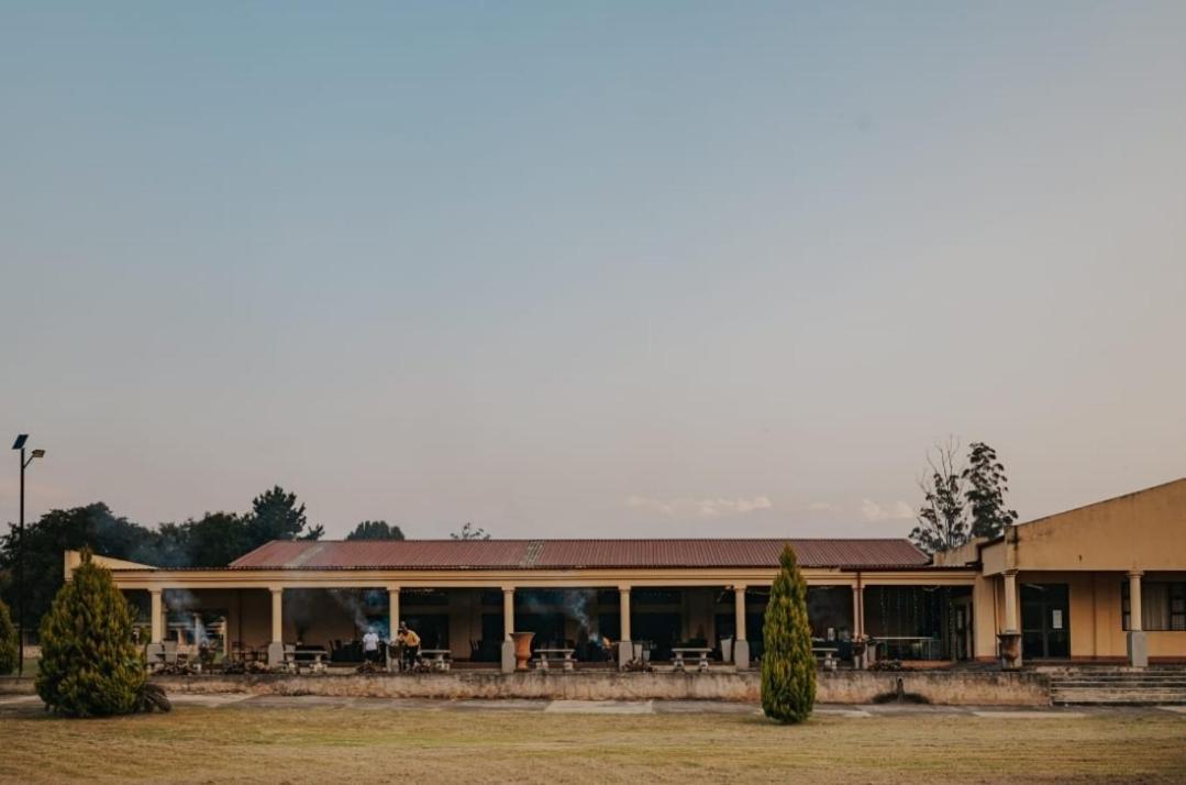 Floreat Riverside Lodge And Spa Sabie Buitenkant foto