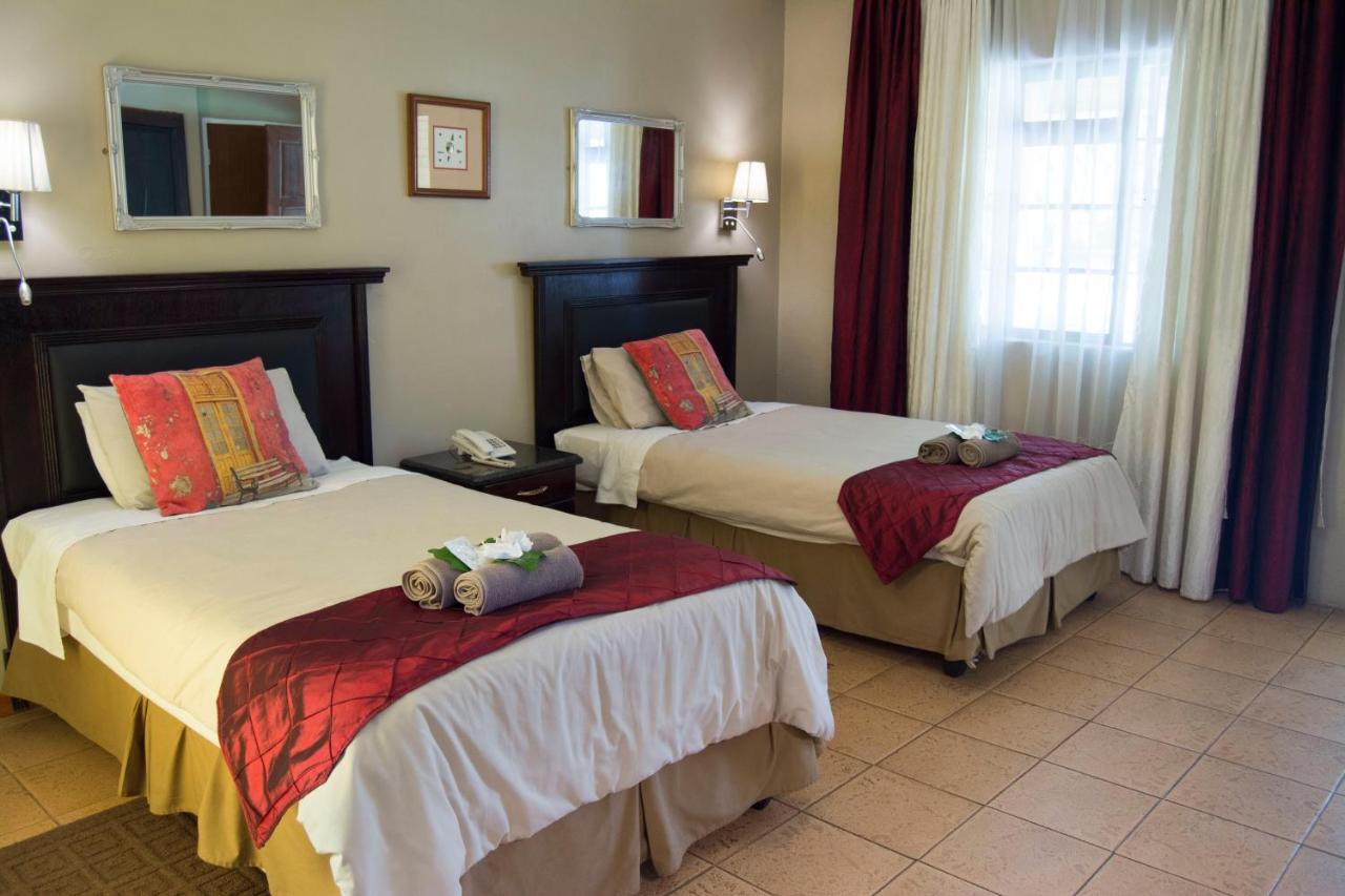 Floreat Riverside Lodge And Spa Sabie Buitenkant foto