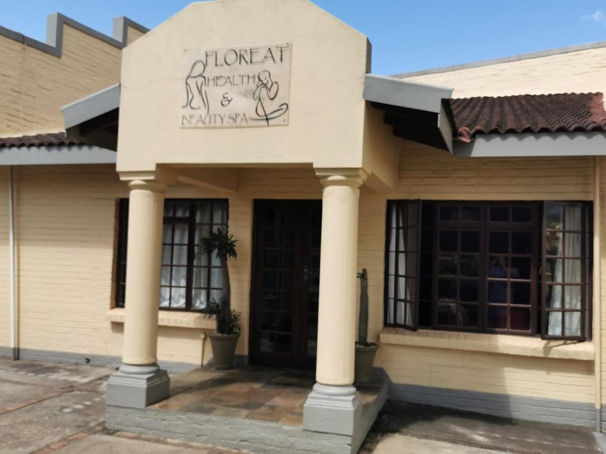 Floreat Riverside Lodge And Spa Sabie Buitenkant foto